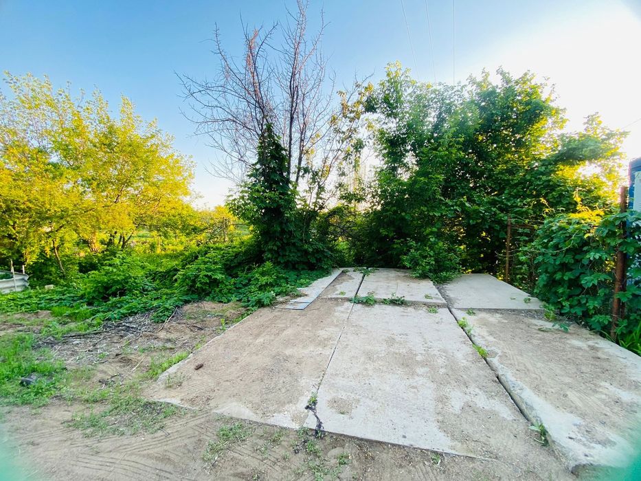 Продам дачу со своей береговой линией.