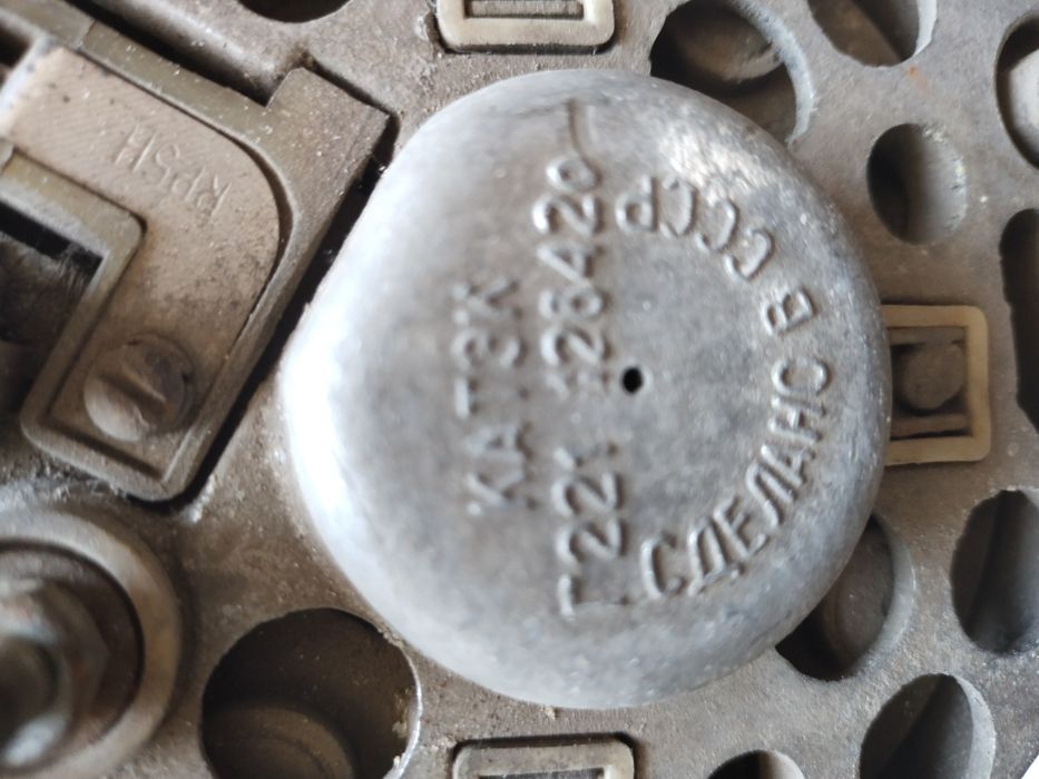 Продам генератор ВАЗ