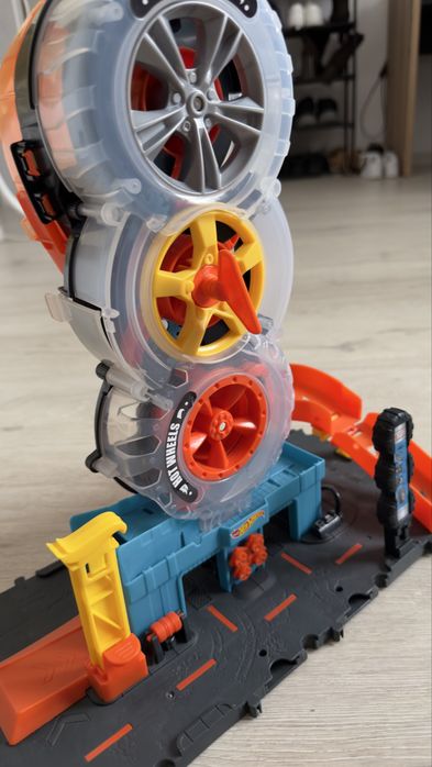 Roti Hote Wheels circuit