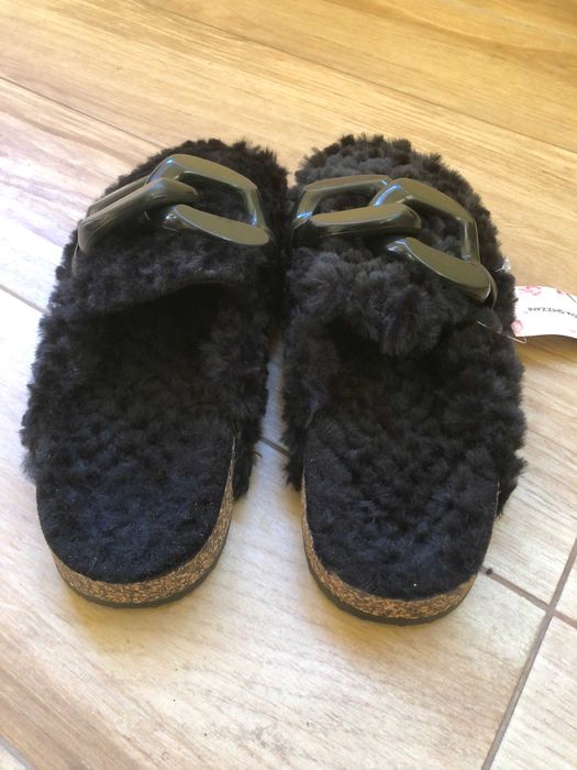 Дамски чехли с пух