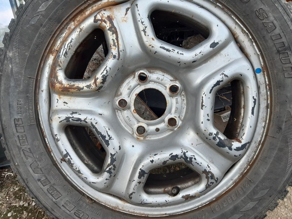 Vând schimb rezerva Dacia Duster 5x114 cu rezerva slim Dacia Jogger