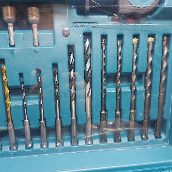 ПРОМОЦИЯ.Акумулаторен перфоратор Makita DHR171RAX3