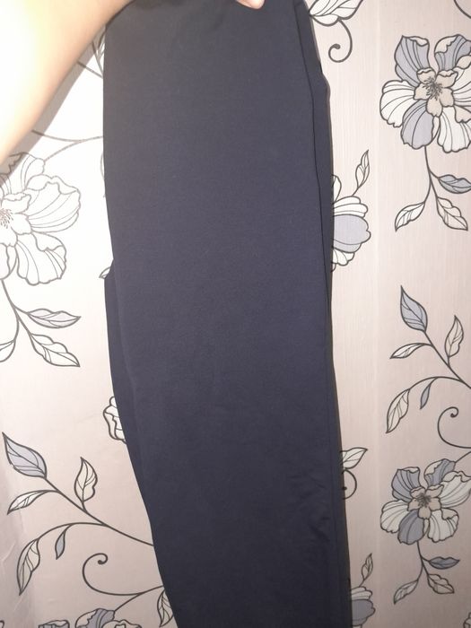 Продам спортивный костюм