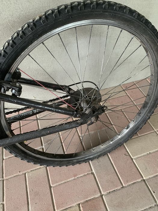 Bicicleta full suspension .