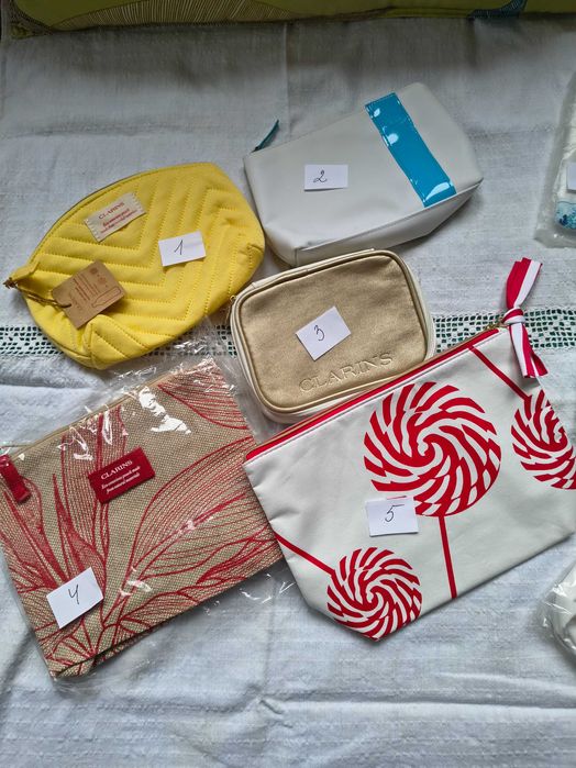 Clarins , Biotherm, Lancaster, Bulgaria козметични чантички