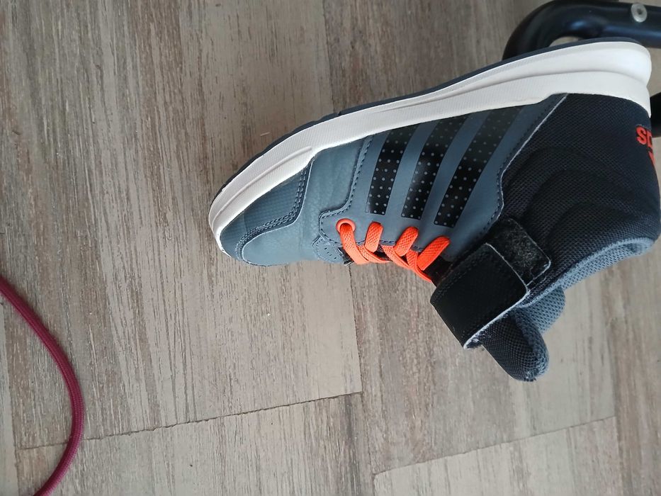 Ghete copii Adidas  31 1/2