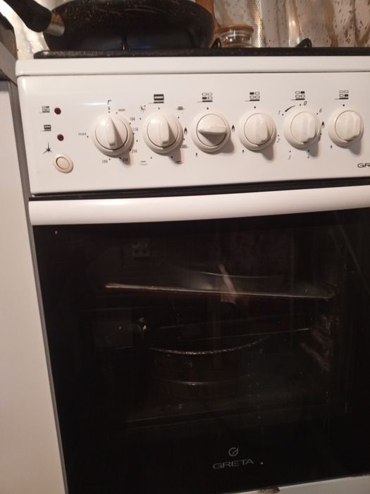 Продам газовую плиту.