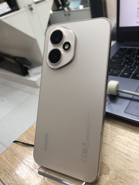 Honor 400 512/12 (p25)