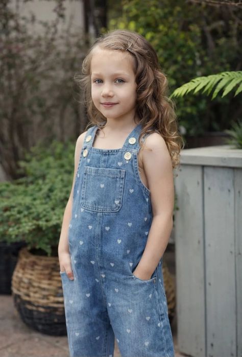 Комбинезон джинсовый для девочки