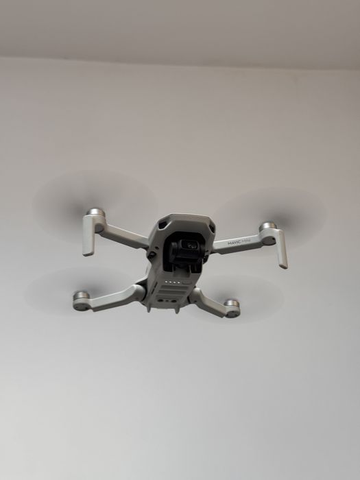 DJI Mavic Mini Drone - Fly More Combo