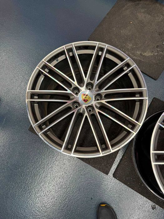 Jante Porsche Cayenne turbo S 22 inch