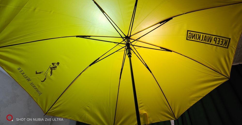 Зонт брендированный Johnnie Walker