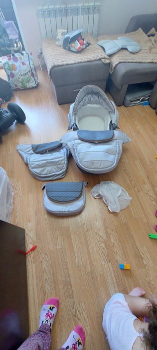 Продам коляску Adamex