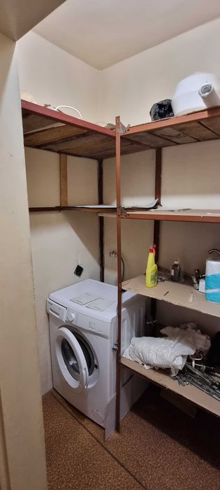Дава се под наем Тристаен апартамент в Разград, Център - 110 кв.м за 280.5 € - Снимка #9