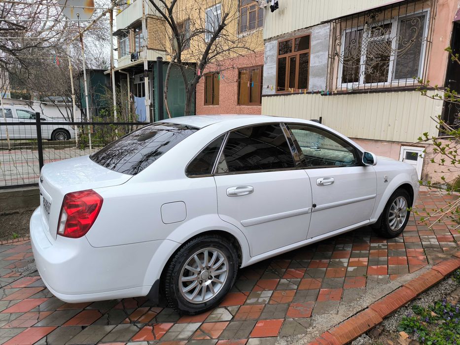 Chevrolet Lacetti 1.8 Автомат