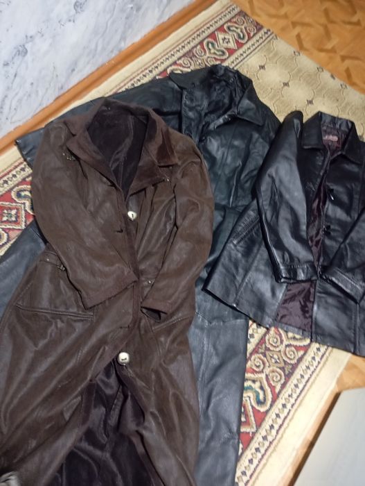 Айоллар кужа курта,плаш,дублонкаси хаммаси яхши холатта