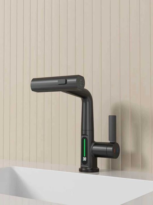 Луксозен игитален смесител с 3 режима подходящ за кухня и баня