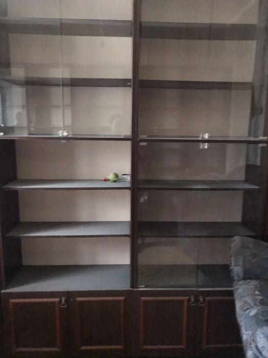 Книжные полки