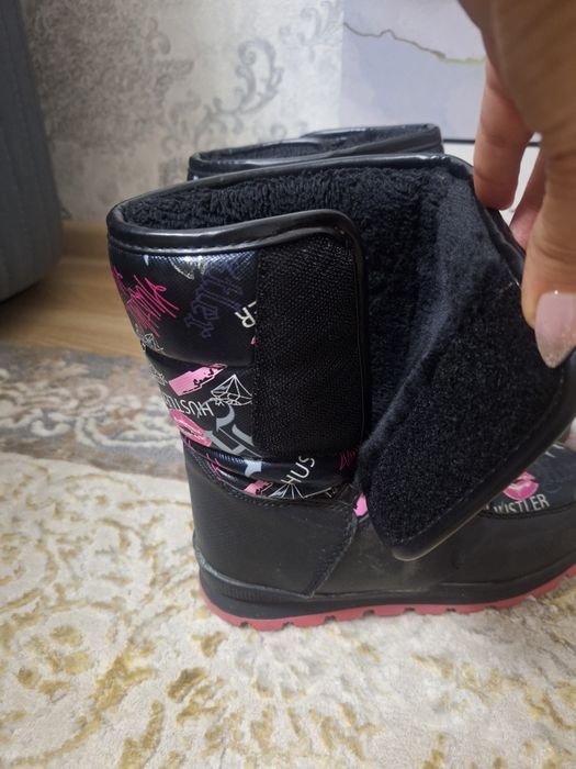 Сапоги на девочку 35 размер