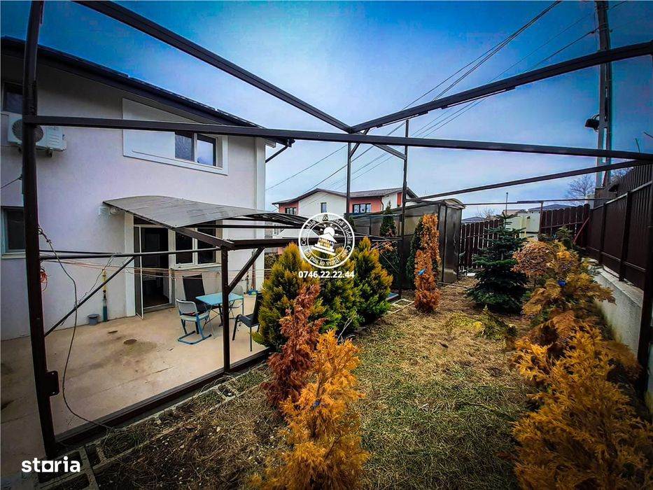 Vila  de vanzare  Rediu,