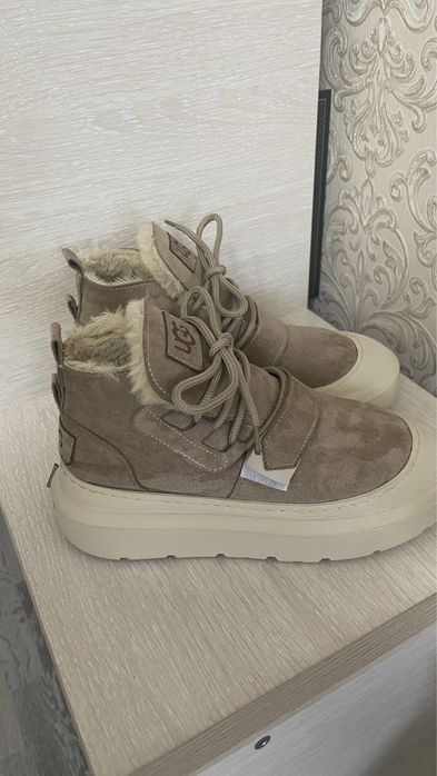 Продам ботинки, угги