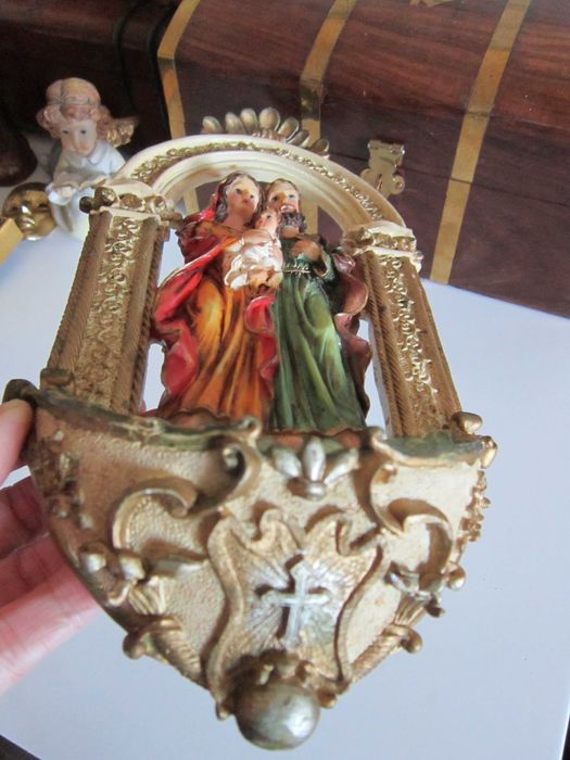 cadou rar Craciun Holy Water Familia Sfanta  Maria pruncul si Sf.Iosif