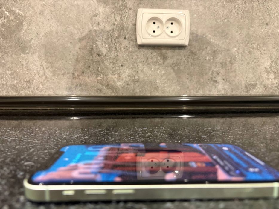 Iphone 12 (128gb)
