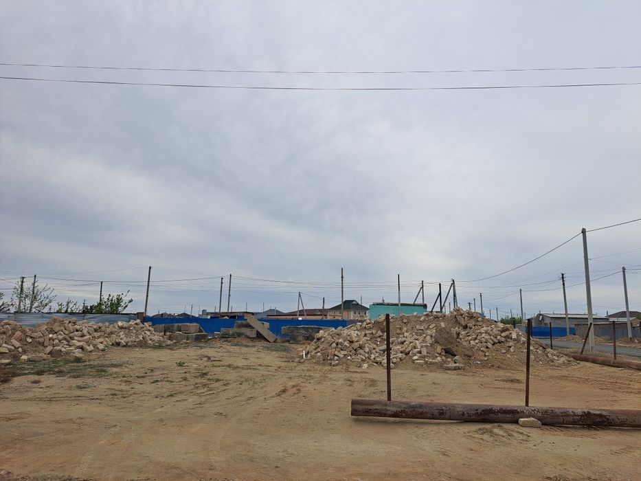 Жер сатылады.материалдарымен