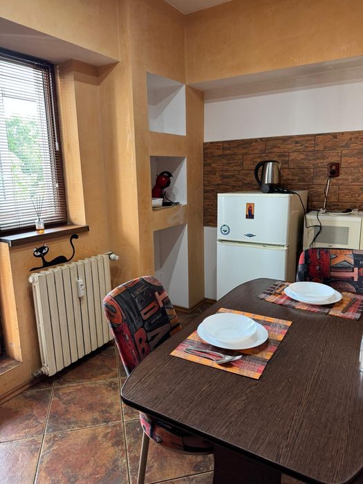 Vand apartament 2 camere central