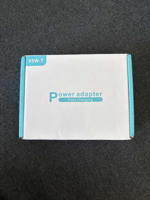 Адаптир със зарядно за Macbook