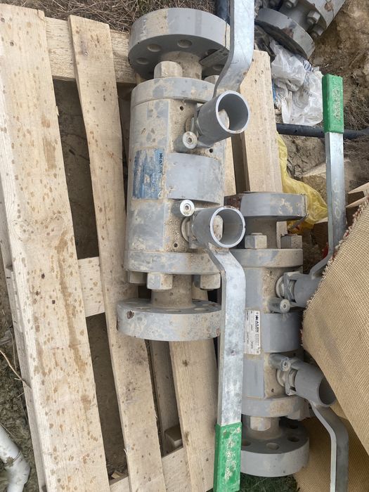 Продам задвижки