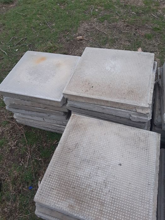 Плочки тротоарни / бетонови 40/40/5 см