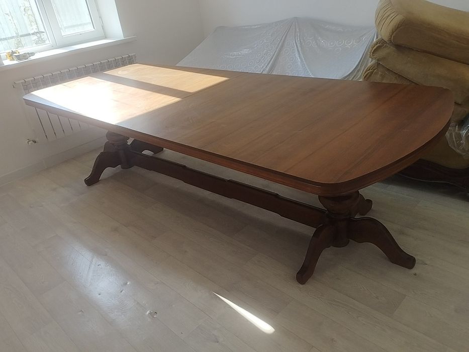 Стол продам в отличном состоянии