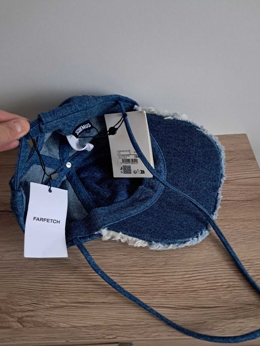 Дамска шапка Jacguemus оригинална