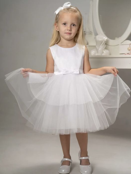 Нарядное платье для девочки р. 116-122