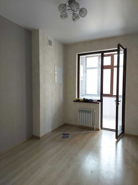 Sergeli tumanida kvartira sotiladi.