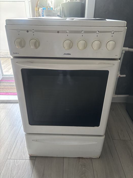 Продам плиту электрическую