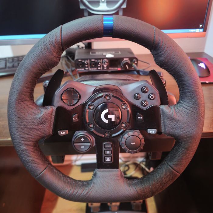 Volan Gaming Logitech G923 TrueForce + Pedale – Impecabil