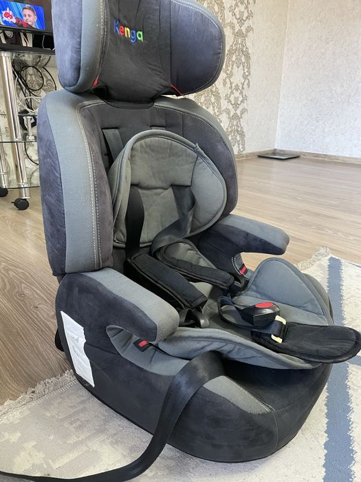 Продам детское автокресло