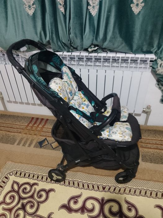 Коляска в хорошем состояние