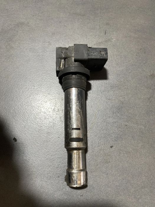 Fisa bujie 036 905 715 Volkswagen VW Golf 2001 1.4 MT (75 hp)