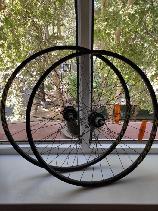 Заводские колеса от xds hacker500 размер 29