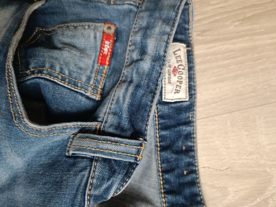 Lee Cooper, 29 номер, 20 лева