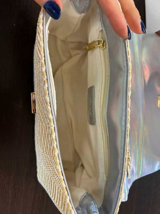 ЧАНТА  за през рамо GOLD AXEL