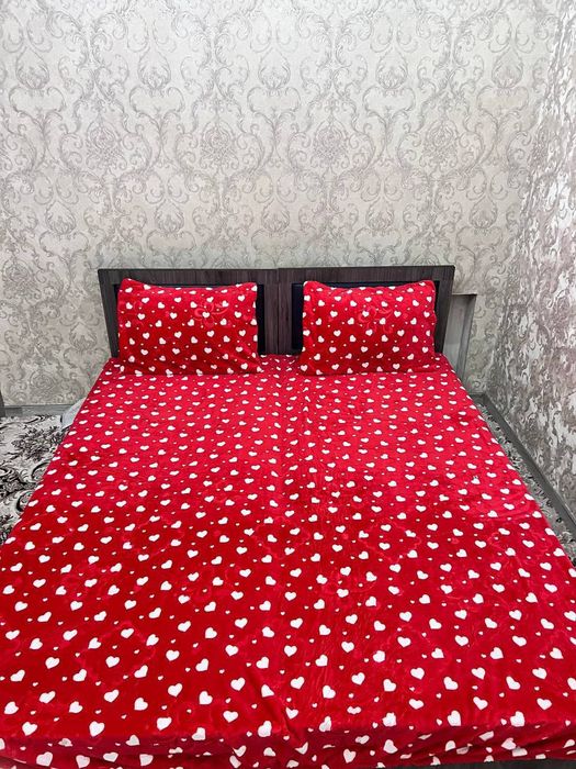 Момик простинликлар сотилади