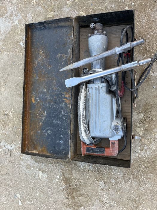 Отбойный молоток