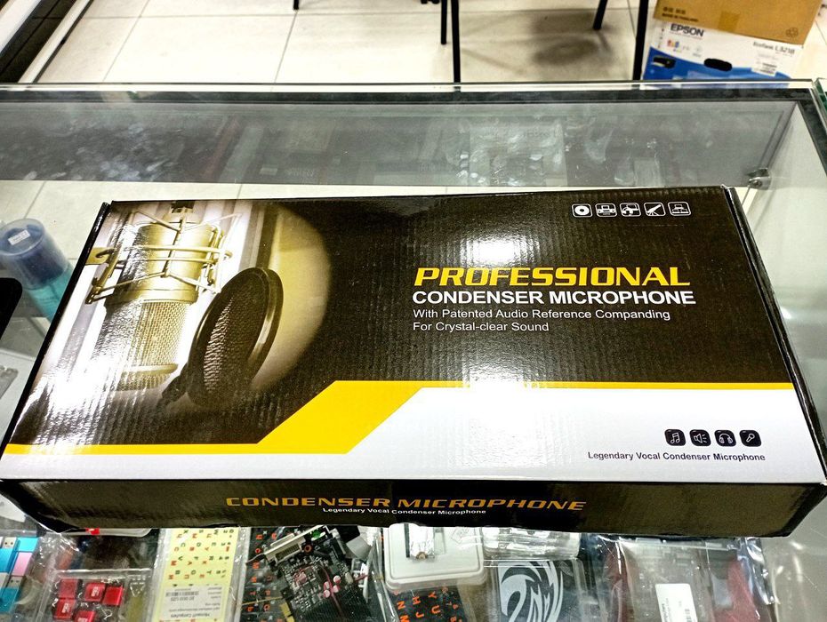 Bm800 Studiya Mikrofoni Komplekt 
Multifunksional Audio Karta Komplekt