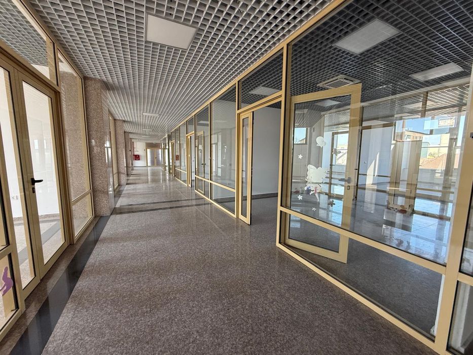 VITRINA, PARAVAN  Termopan ALUMINIU Second Hand. IMPECABIL negociabil