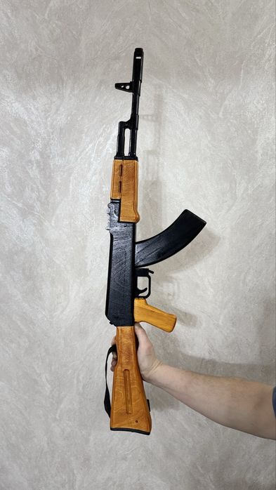 Автомат Калашникова АК-74 деревянный