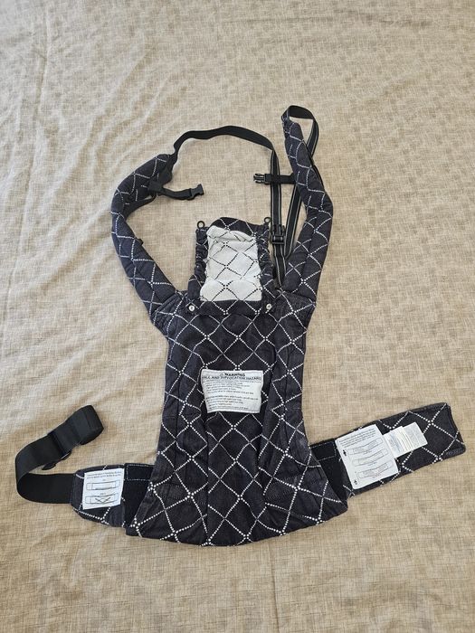 Ергономична раница Isara Quick Full Buckle Carrier +2бр зимни якета